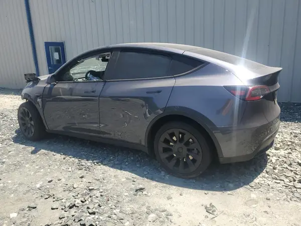 7SAYGDEE3PF883343 2023 TESLA MODEL Y - Image 2