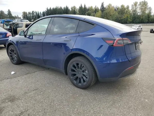 7SAYGDEE3PF883665 2023 TESLA MODEL Y - Image 2