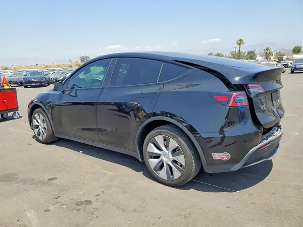 7SAYGDEE3PF886453 2023 TESLA MODEL Y - Image 2