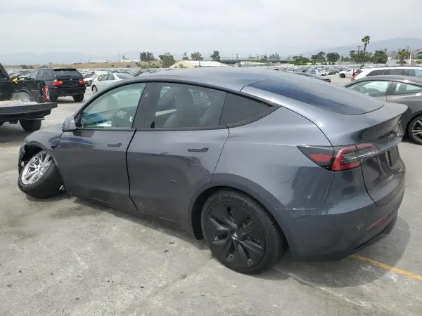 7SAYGDEE3PF898280 2023 TESLA MODEL Y - Image 2