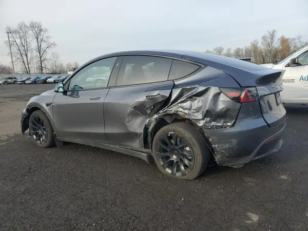 7SAYGDEE3PF905891 2023 TESLA MODEL Y - Image 2