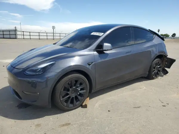 7SAYGDEE3PF910413 2023 TESLA MODEL Y - Image 1