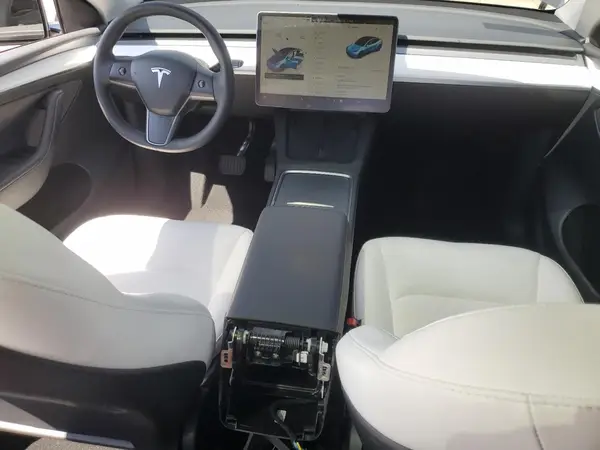7SAYGDEE3PF910413 2023 TESLA MODEL Y - Image 8