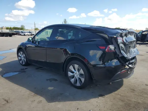 7SAYGDEE3PF926840 2023 TESLA MODEL Y - Image 2
