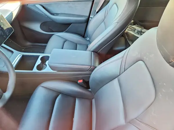 7SAYGDEE3PF935358 2023 TESLA MODEL Y - Image 8