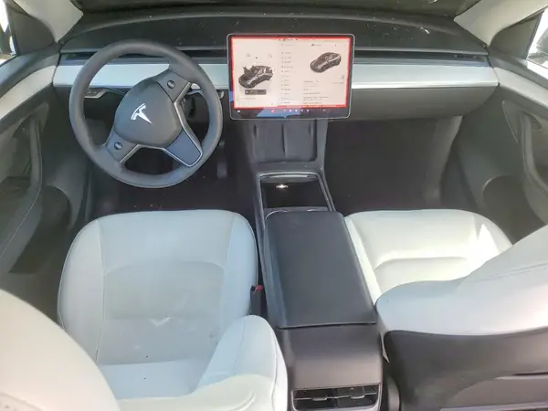 7SAYGDEE3PF947557 2023 TESLA MODEL Y - Image 8