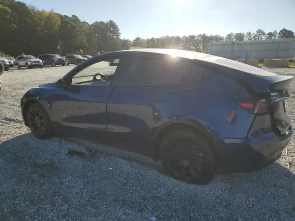 7SAYGDEE3PF960017 2023 TESLA MODEL Y - Image 2