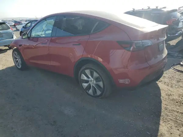 7SAYGDEE3PF980946 2023 TESLA MODEL Y - Image 2
