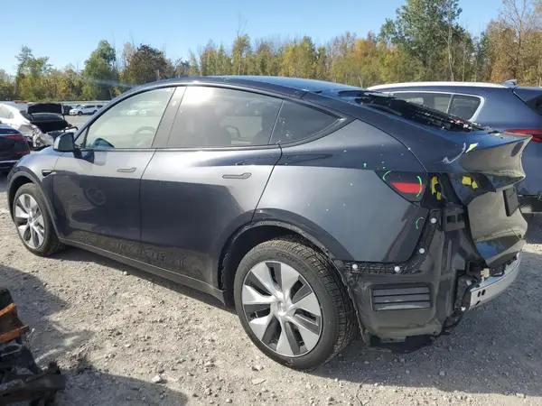 7SAYGDEE3RA218426 2024 TESLA MODEL Y - Image 2
