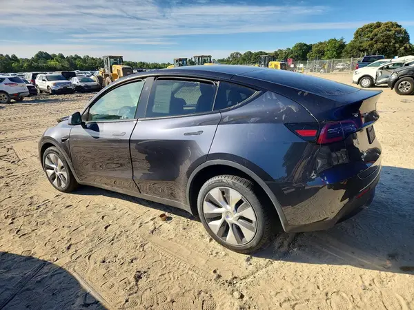 7SAYGDEE3RA222671 2024 TESLA MODEL Y - Image 2