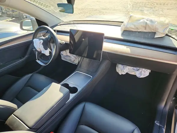 7SAYGDEE3RA222671 2024 TESLA MODEL Y - Image 8