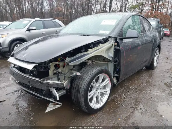 7SAYGDEE3RA226283 2024 TESLA MODEL Y - Image 2