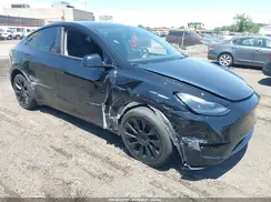 7SAYGDEE3RA244587 2024 TESLA MODEL Y