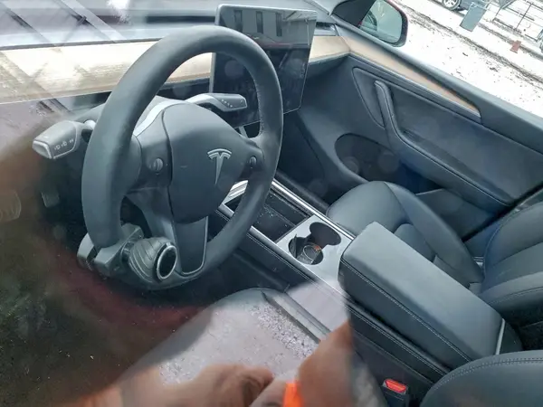 7SAYGDEE3RA249448 2024 TESLA MODEL Y - Image 8