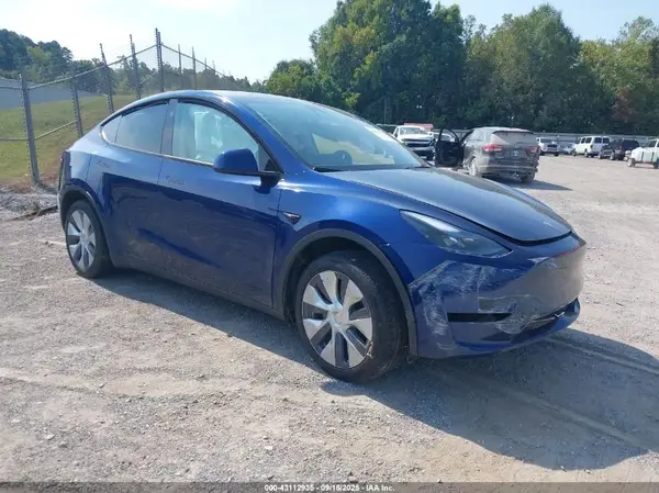 7SAYGDEE3RA249918 2024 TESLA MODEL Y - Image 1