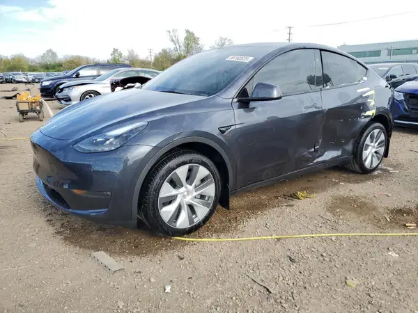 7SAYGDEE3RA256304 2024 TESLA MODEL Y - Image 1