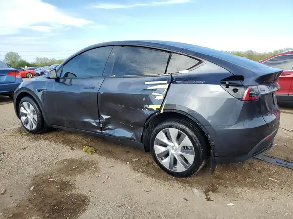 7SAYGDEE3RA256304 2024 TESLA MODEL Y - Image 2