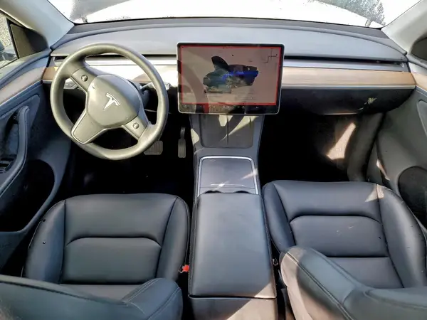 7SAYGDEE3RA256593 2024 TESLA MODEL Y - Image 8