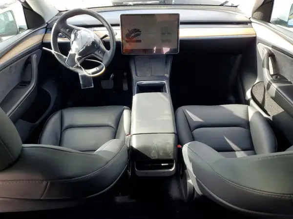 7SAYGDEE3RA257596 2024 TESLA MODEL Y - Image 8