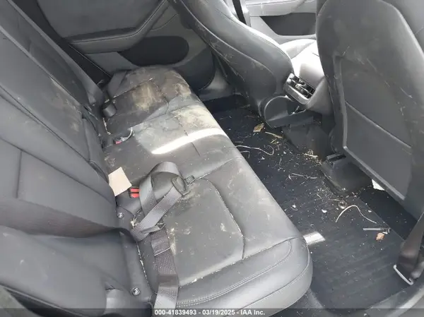 7SAYGDEE3RA258490 2024 TESLA MODEL Y - Image 8