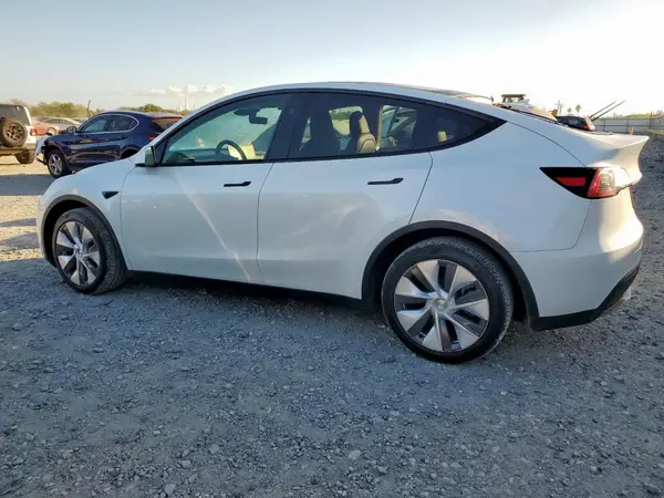 7SAYGDEE3RA259817 2024 TESLA MODEL Y - Image 2
