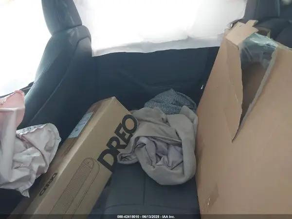 7SAYGDEE3RA262510 2024 TESLA MODEL Y - Image 8