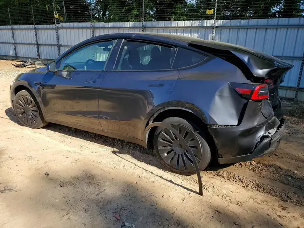 7SAYGDEE3RA265312 2024 TESLA MODEL Y - Image 2