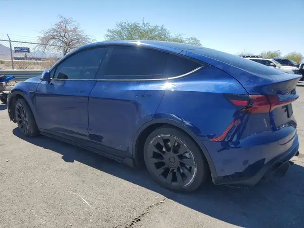 7SAYGDEE3RA275418 2024 TESLA MODEL Y - Image 2