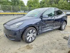 7SAYGDEE3RA275936 2024 TESLA MODEL Y