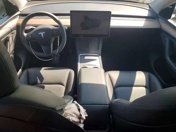 7SAYGDEE3RA277475 2024 TESLA MODEL Y - Image 8