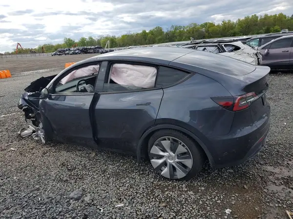 7SAYGDEE3RA278724 2024 TESLA MODEL Y - Image 2