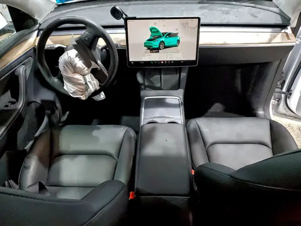 7SAYGDEE3RA280862 2024 TESLA MODEL Y - Image 8