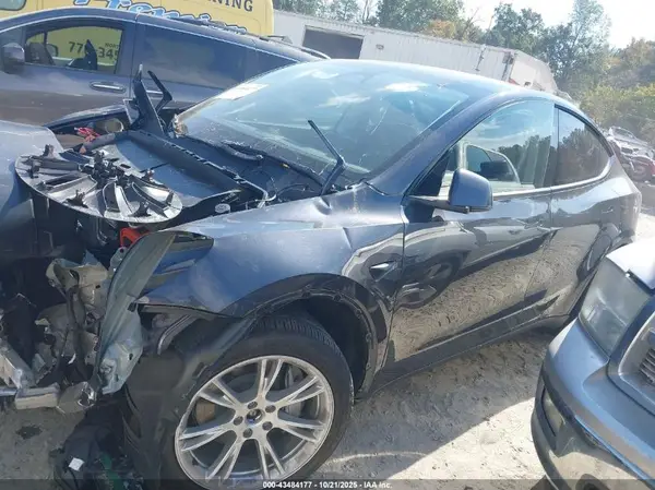 7SAYGDEE3RA283356 2024 TESLA MODEL Y - Image 2