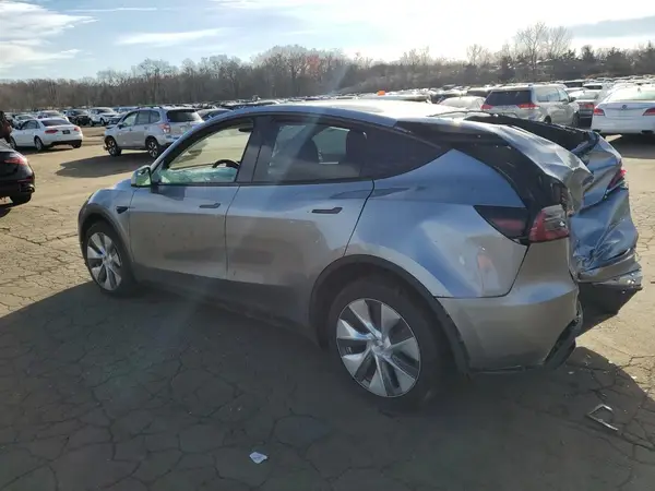 7SAYGDEE3RA284782 2024 TESLA MODEL Y - Image 2