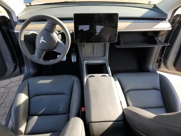 7SAYGDEE3RA284782 2024 TESLA MODEL Y - Image 8