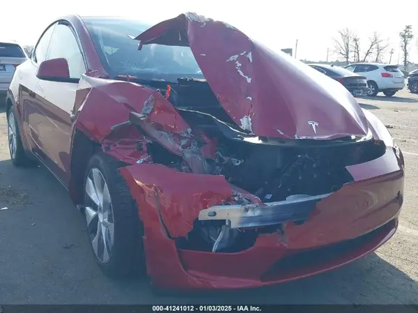 7SAYGDEE3RA284801 2024 TESLA MODEL Y - Image 1