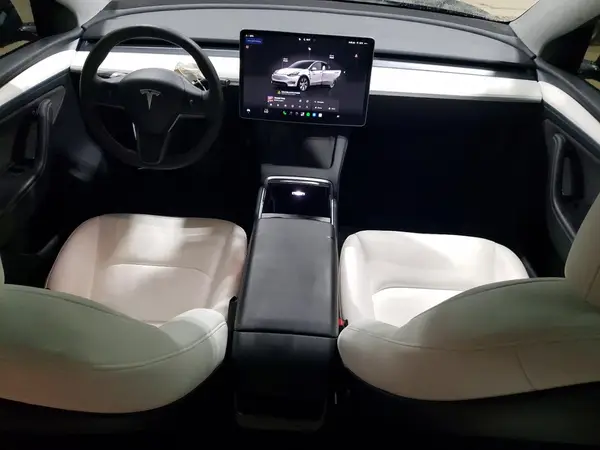7SAYGDEE3RA287696 2024 TESLA MODEL Y - Image 8