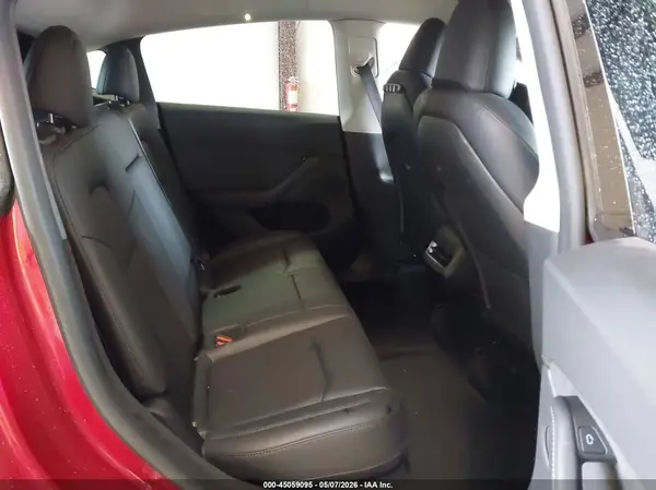 7SAYGDEE3RA289741 2024 TESLA MODEL Y - Image 8