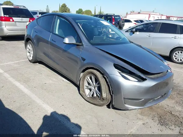 7SAYGDEE3RA291117 2024 TESLA MODEL Y - Image 1