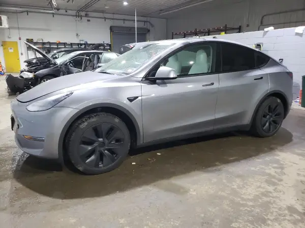 7SAYGDEE3RA293367 2024 TESLA MODEL Y - Image 1