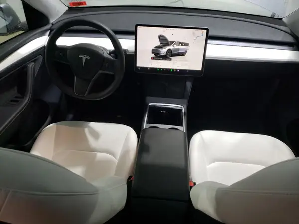 7SAYGDEE3RA293367 2024 TESLA MODEL Y - Image 8