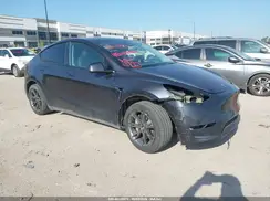 7SAYGDEE3RA301127 2024 TESLA MODEL Y