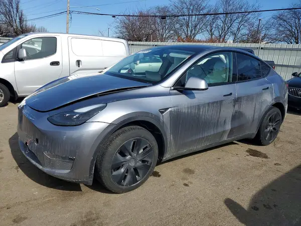 7SAYGDEE3RA312760 2024 TESLA MODEL Y - Image 1