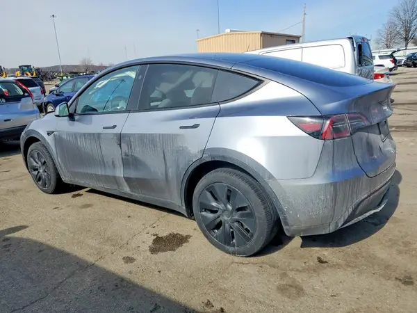 7SAYGDEE3RA312760 2024 TESLA MODEL Y - Image 2