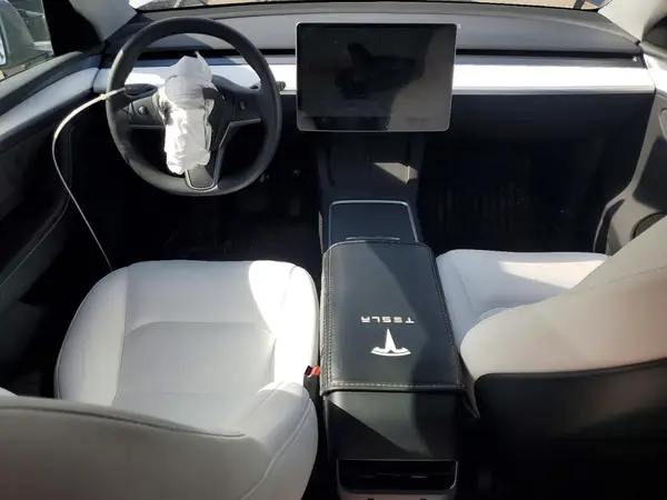 7SAYGDEE3RA312760 2024 TESLA MODEL Y - Image 8