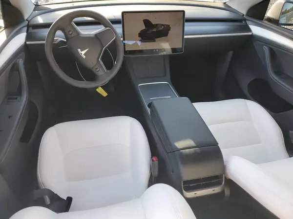 7SAYGDEE3RA313892 2024 TESLA MODEL Y - Image 8