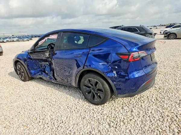 7SAYGDEE3RA316968 2024 TESLA MODEL Y - Image 2