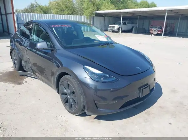 7SAYGDEE3RA317084 2024 TESLA MODEL Y - Image 1