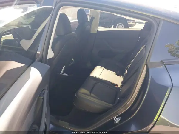 7SAYGDEE3RA317084 2024 TESLA MODEL Y - Image 8