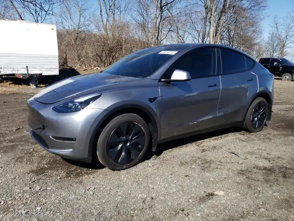 7SAYGDEE3RA322303 2024 TESLA MODEL Y - Image 1